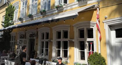 Hotel Allegade 10