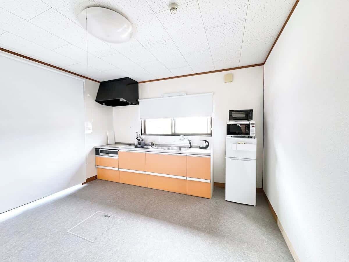 House, 4 Bedrooms (JP - Jinai Suite) | Private kitchen | Fridge, microwave, oven, stovetop