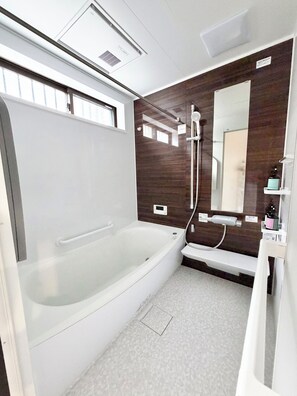 Bathroom - Modern Japanese House Near Ozu Station By Restavio (Ozu)