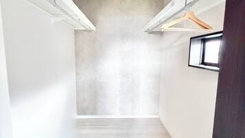 House, 4 Bedrooms (JP - Ozu Unit 53) | WiFi (free), individually decorated, individually furnished, bed sheets