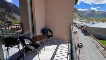 Panoramic Triple Room, Balcony, Mountain View | Property grounds