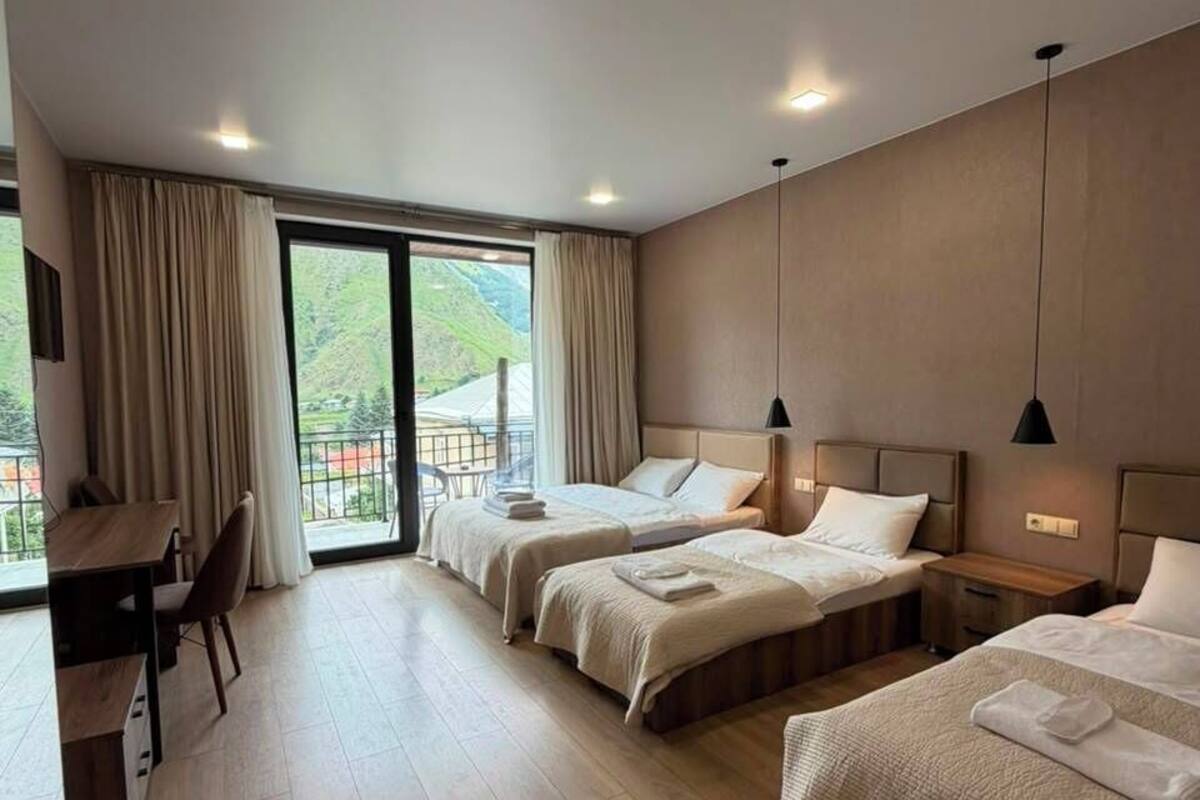 Panoramic Quadruple Room, Terrace, Mountain View