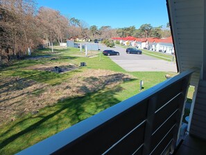 Property grounds - Holiday Home 'Haus Am Prerow-Strand' with Private Terrace, Private Garden and Air Conditioning (Prerow)