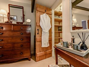Interior - 1 Bed in Richmond (oc-g0009) (Keld)