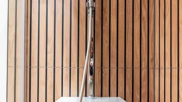 Hand-held showerhead