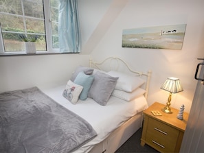 Free WiFi, bed sheets - 3 Bed in Whitby (oc-g0138) (Sandsend)
