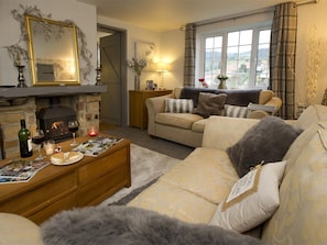 TV - 3 Bed in Whitby (oc-g0138) (Sandsend)
