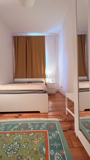 2 Schlafzimmer, Schreibtisch, kostenloses WLAN, Bettwäsche