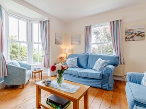TV, fireplace - 3 Bed in Bridport (oc-dc091) (Charmouth)