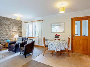 Dining - 1 Bed in Beauly (oc-82779) (Clashdorran)