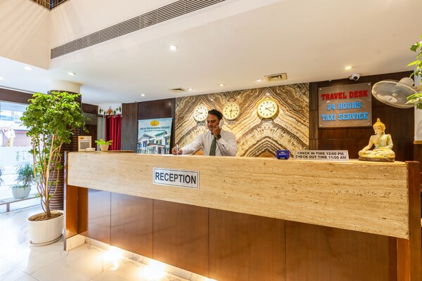 The Plaza Arch Premium - Del Igi Airport - New Delhi