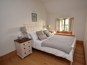 5 bedrooms, travel cot, free WiFi, bed sheets - 5 Bed in Swanage (oc-dc201) (Worth Matravers)