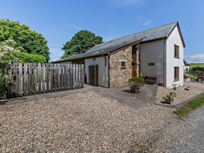 Exterior - 6 Bed in Bideford (oc-75553) (Buckland Brewer)
