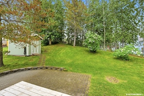 Property grounds - Amazing 4-bedroom house in Anchorage perfect for your next getaway. (Anchorage)