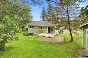 Exterior - Amazing 4-bedroom house in Anchorage perfect for your next getaway. (Anchorage)