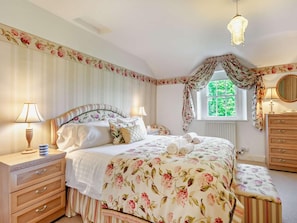 Free WiFi, bed sheets - 3 Bed in Penrith (oc-sz398) (Watermillock)