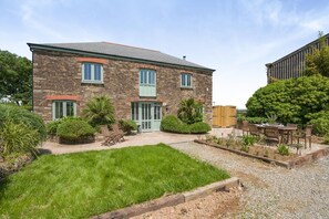Exterior - 2 Bed in Wadebridge (oc-75734) (Saint Ervan)