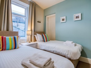 Reisekinderbett, kostenloses WLAN, Bettwäsche
