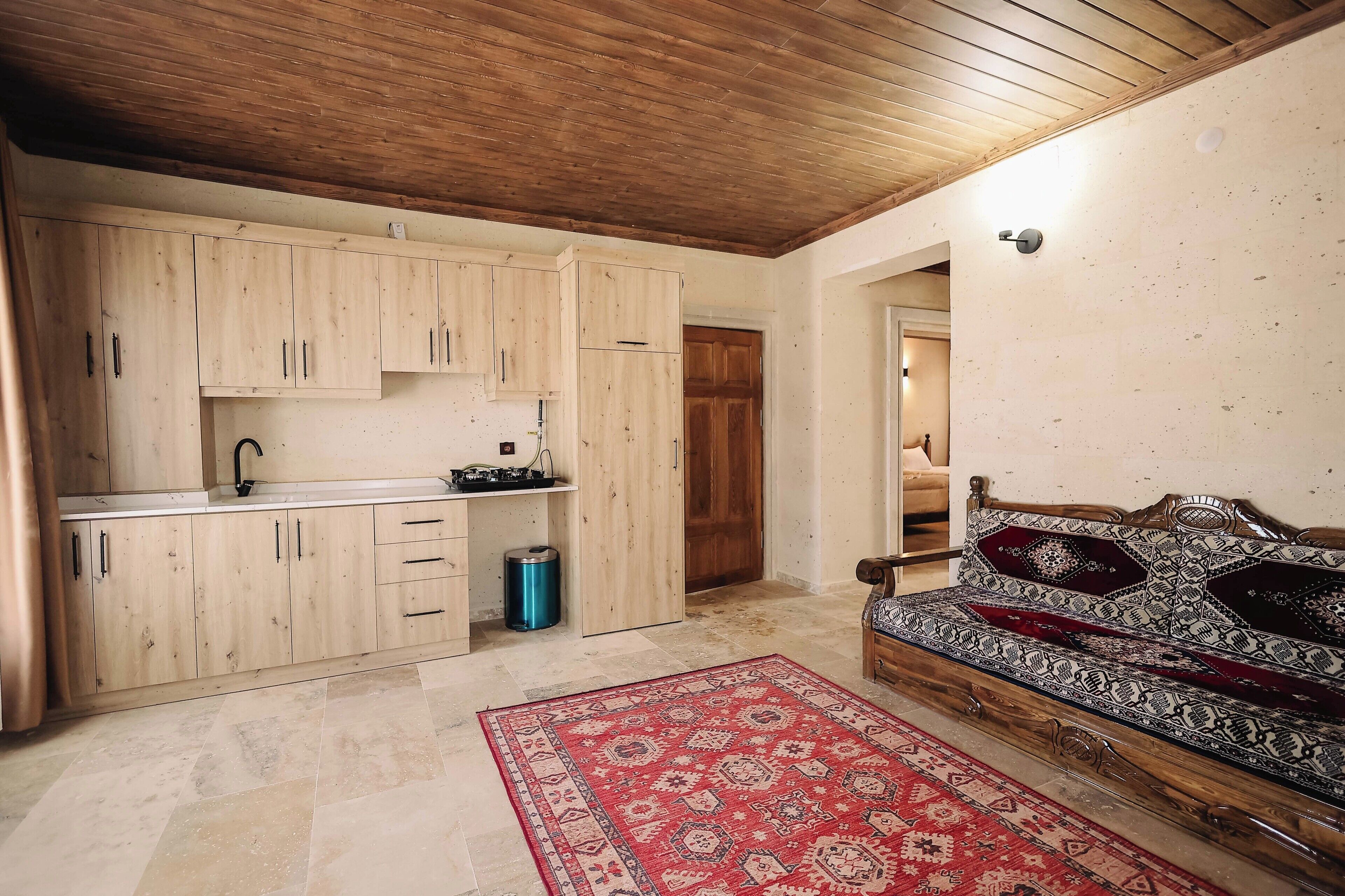 Comfort Apartment, 2 Bedrooms, Refrigerator, City View | Living area