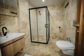 Comfort Apartment, Balcony, City View | Bathroom - Castle Stone House (Nevsehir)