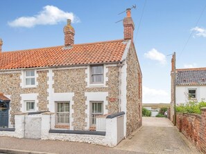 Exterior - 2 Bed in Brancaster Staithe (oc-kt179) (Brancaster Staithe)