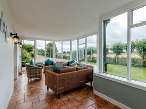 Interior - 3 Bed in Crieff (oc-78313) (Madderty)