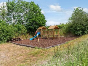 Children’s area - 3 Bed in Umberleigh (oc-78305) (Kings Nympton)