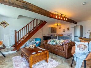 TV - 3 Bed in Umberleigh (oc-78305) (Kings Nympton)