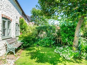 Property grounds - 2 Bed in Syderstone (oc-kt146) (Syderstone)