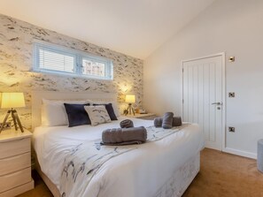 3 Schlafzimmer, Reisekinderbett, kostenloses WLAN, Bettwäsche