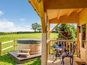 Outdoor dining - 1 Bed in Torpoint (oc-78680) (Deviock)