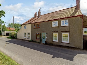 Exterior - 3 Bed in North Walsham (oc-78708) (Honing)