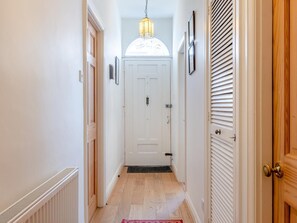 Interior - 2 Bed in Tenby (oc-fb025) (Tenby)