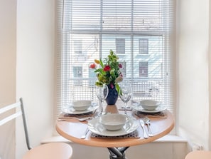 Dining - 2 Bed in Tenby (oc-fb025) (Tenby)