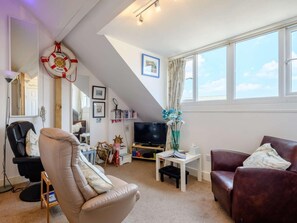 TV - 2 Bed in Cromer (oc-82999) (Cromer)