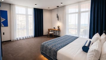 Ropa de cama de alta calidad y minibar