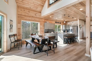 Dining - Indoor Pool Cabin Near Dollywood, Hot Tub , Views (Sevierville)