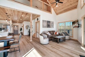 TV, fireplace, offices - Indoor Pool Cabin Near Dollywood, Hot Tub , Views (Sevierville)
