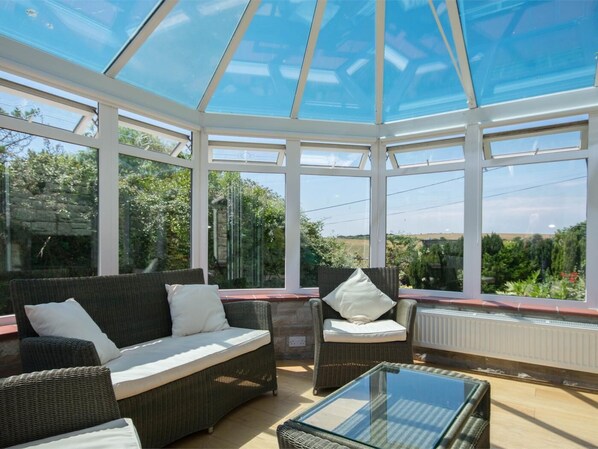 Interior - 4 Bed in Swanage (oc-dc082) (Worth Matravers)