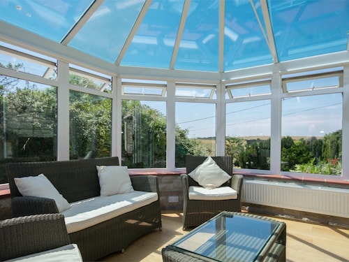 4 Bed in Swanage (oc-dc082)