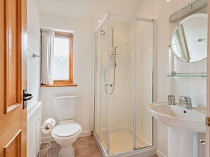 Bathroom - 3 Bed in Keswick (oc-sz153) (Braithwaite)