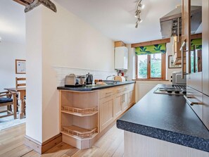 Private kitchen - 3 Bed in Keswick (oc-sz153) (Braithwaite)