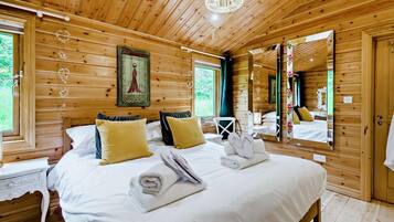3 chambres, lit parapluie, Wi-Fi gratuit, draps fournis