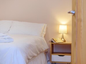 旅行用ベビーベッド、WiFi (無料)、ベッドシーツ