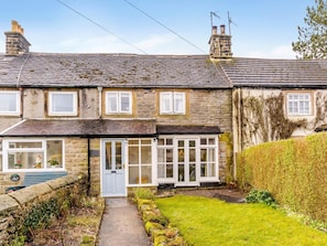 Exterior - 3 Bed in Buxton (oc-77715) (Windmill)