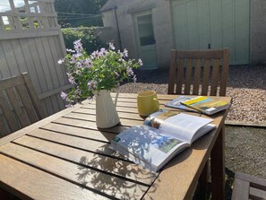 Outdoor dining - 3 Bed in Buxton (oc-77715) (Windmill)