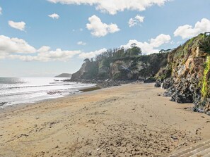Beach - 3 Bed in St. Austell (oc-65572) (Charlestown)