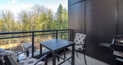 Serene Mission Suite Near Trails & Transit