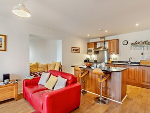 TV - 2 Bed in Newquay (oc-73960) (Newquay)