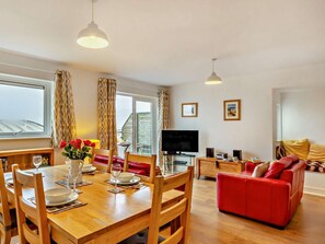 Dining - 2 Bed in Newquay (oc-73960) (Newquay)
